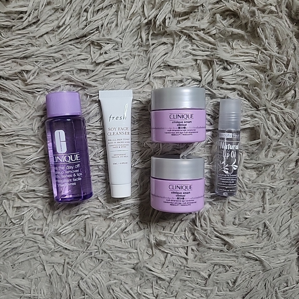Beauty Bundle Clinique Fresh Lip Oil Eye Makeup Remover Soy Face Cleanser ✨️💫